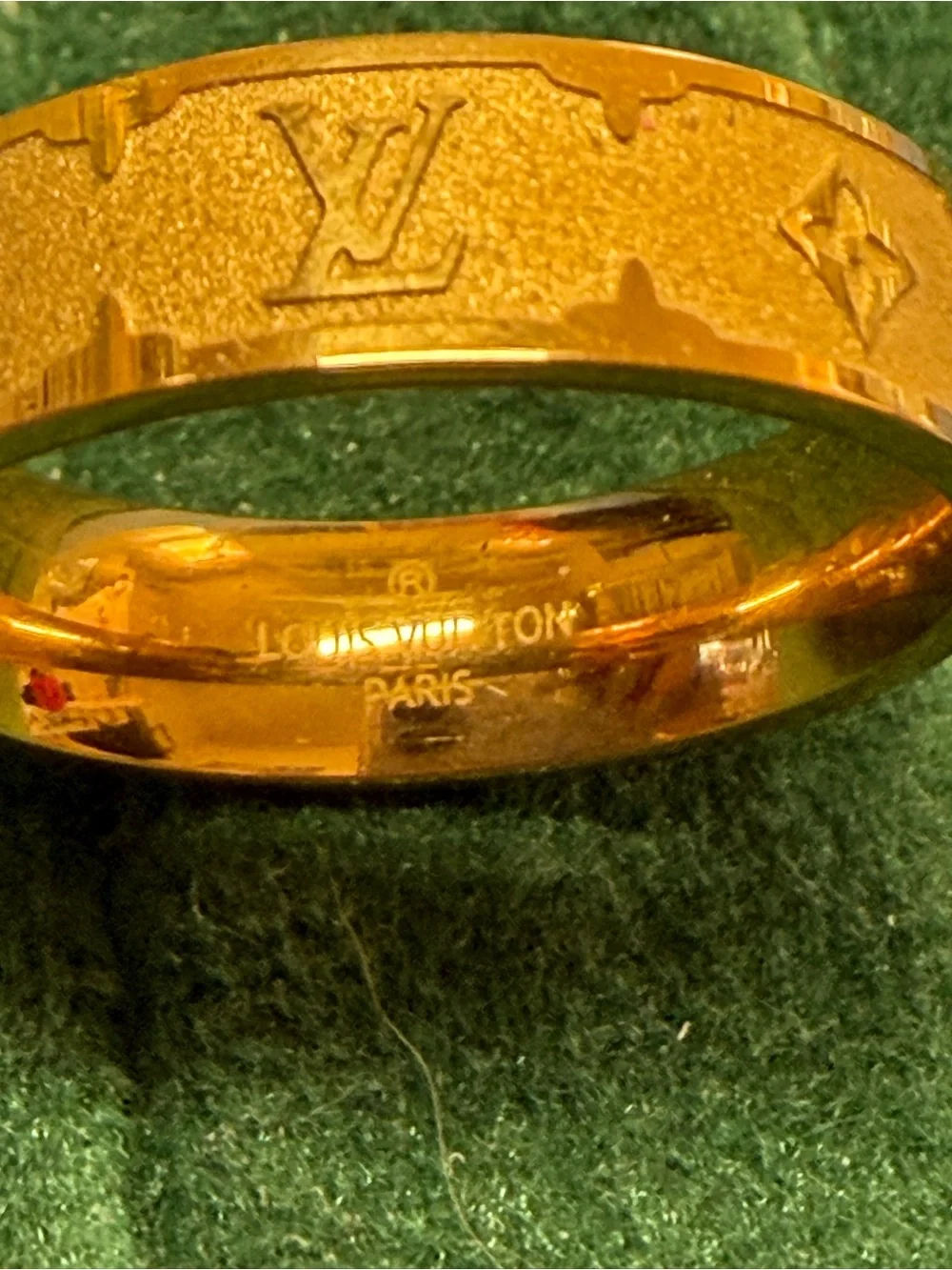 N/A classic gold